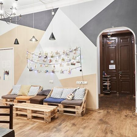 Moosica Hostel Tbilisi Exteriör bild