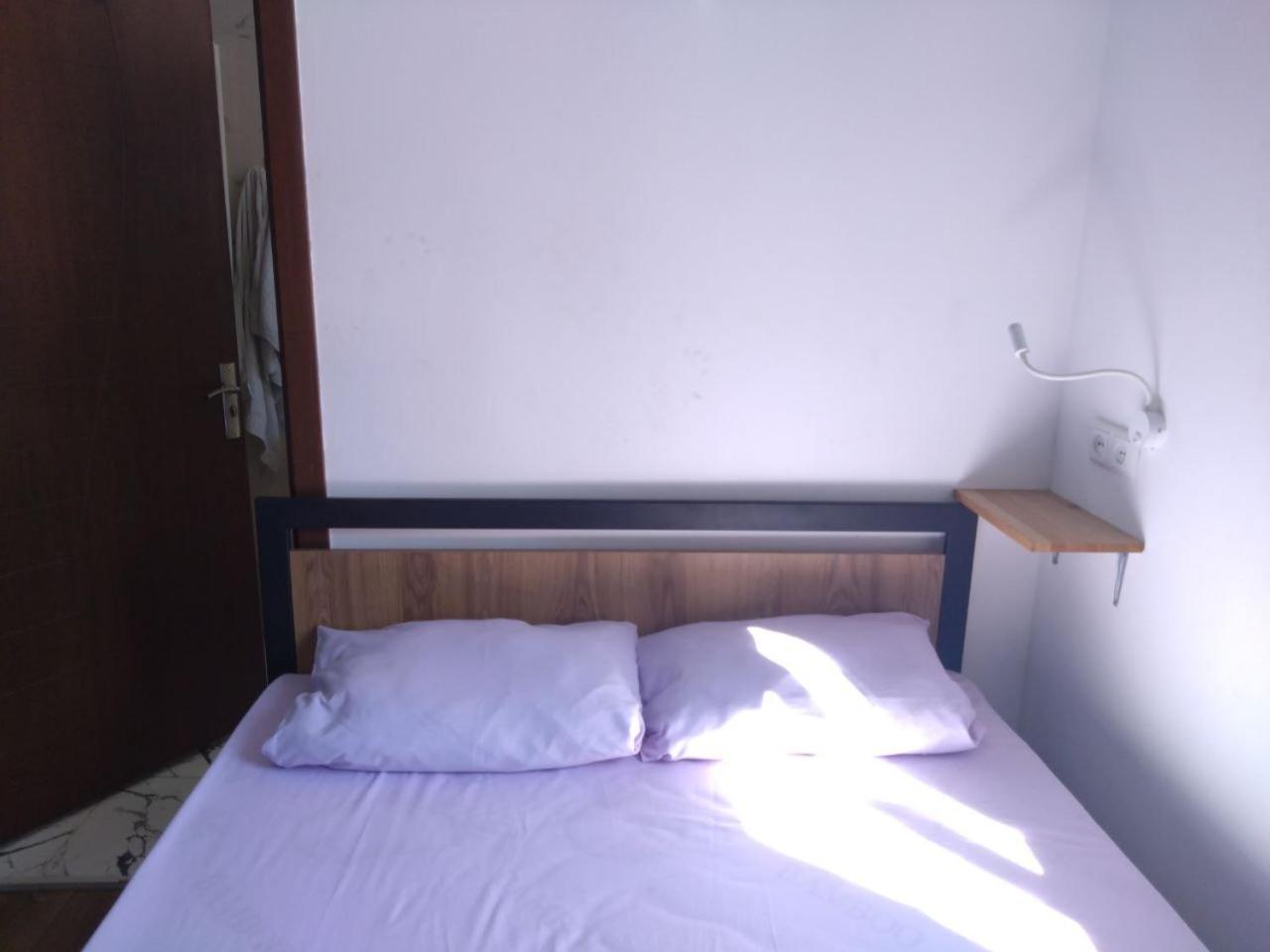Moosica Hostel Tbilisi Exteriör bild